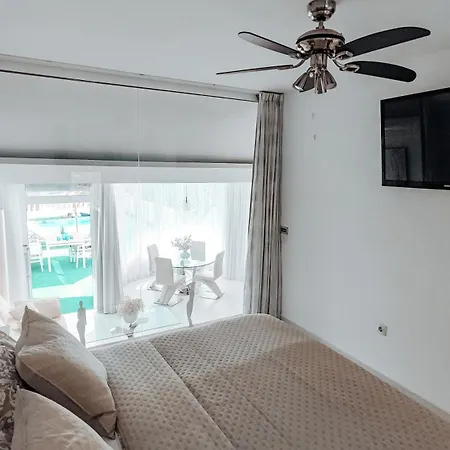 Sunset - Private Pool And Jacuzzi With Oceanview *